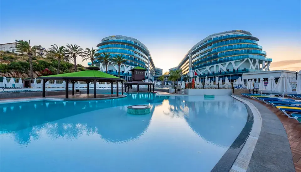 هتل وایکینگ اینفنیتی ریزورت